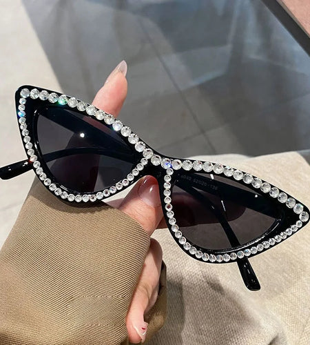 Women's Luxury Cat Eye Sunglasses - Crystal Diamond Frame Eye wear
