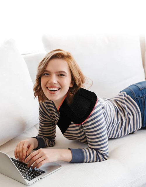 Load image into Gallery viewer, Red Light Therapy Pad for Waist Leg Arm Knee Feet Pain Relief 660nm 850nm Near Infrared Light Therapy Wrap with Elastic Strap
