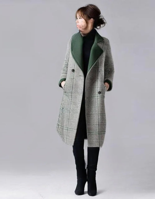 Load image into Gallery viewer, Small and Niche Personality Green Checkered with solid Lapel Mid Length Coat for Women
