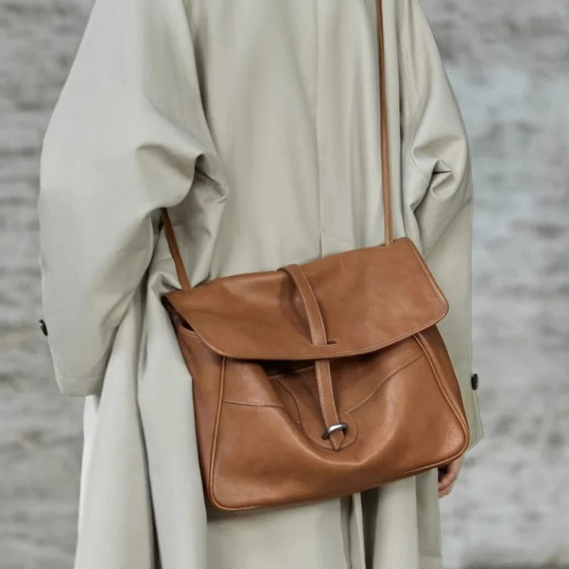 Two-layer Leather Handbag Vintage Crossbody Tote Bag for Commuting Large Capacity Messenger Bag for Women - Soft